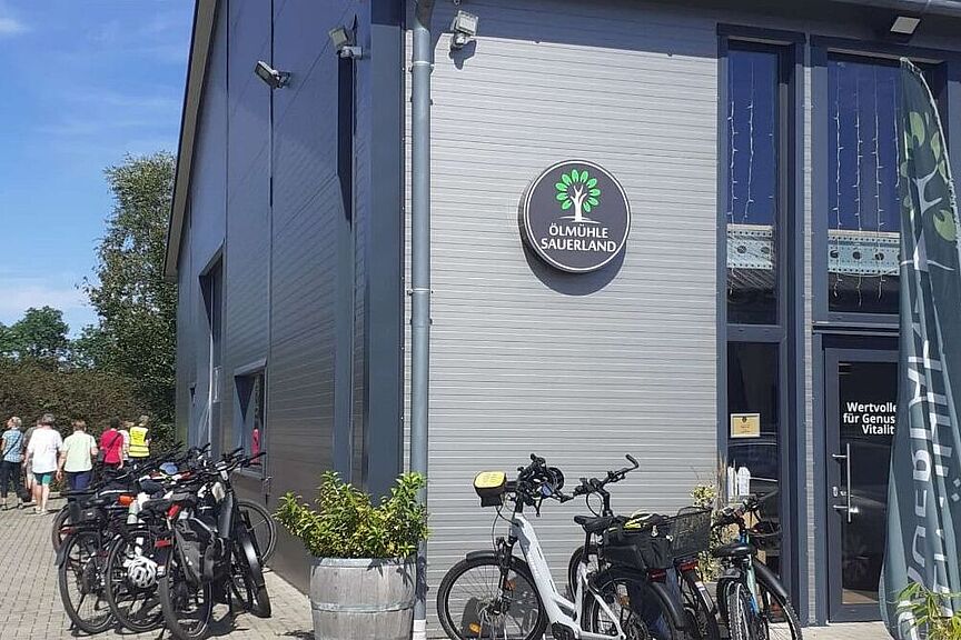 2024-09-07 Frauenradtour_ADFC-Menden_1 Ziel der Frauenradtour war die Ölmühle Sauerland in Kalthof